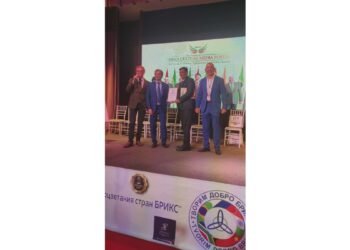 Dr. Arpit Chopra Jain Receives Ambassador of Alternative Medicines Award