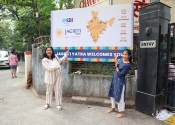 A unique 15-day train journey Jagriti Yatra 2024 commences from Mumbai