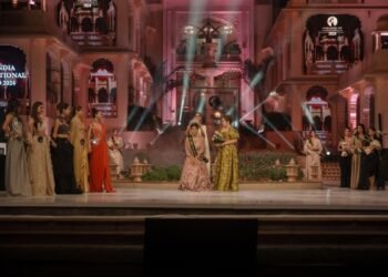 Monalisa Hazarika Crowned Mrs. India International World 2024 at Mrs. India Inc Season 5 Grand Finale