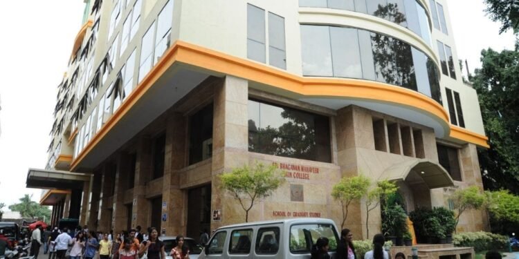 Empowering Future Innovators: Bachelor of Science (Honours with Research) in Data Science and Analytics