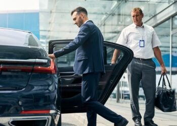Vipluxurychauffeur.com- Setting New Standards in Luxury Chauffeur Services Across London