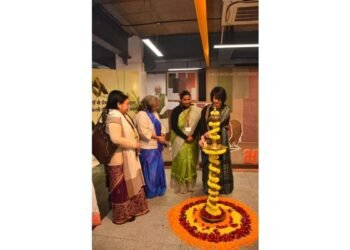 VIRAASAT- Celebrating Handwoven Saris of India,