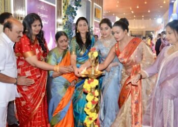 Actress Ms. Aradhana Inaugurates The Jewellery Show at Sheraton Grand Hotel