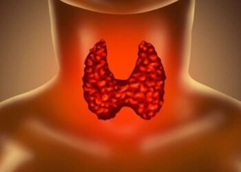 Throat Cancer vs. Common Cold: Understanding the Difference in Symptoms