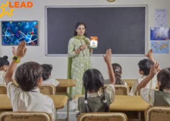 Revolutionizing School Management with Advanced School ERP Software and Digital Smart Classroom Solutions