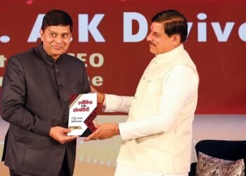 Dr. AK Dwivedi Presents His New Book, Homeopathy for Anemia to Madhya Pradesh CM Dr. Mohan Yadav