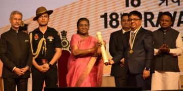 Singapore-Based Entrepreneur Mr. Atul Temurnikar, Felicitated with India’s Pravasi Bhartiya Samman Award 2025