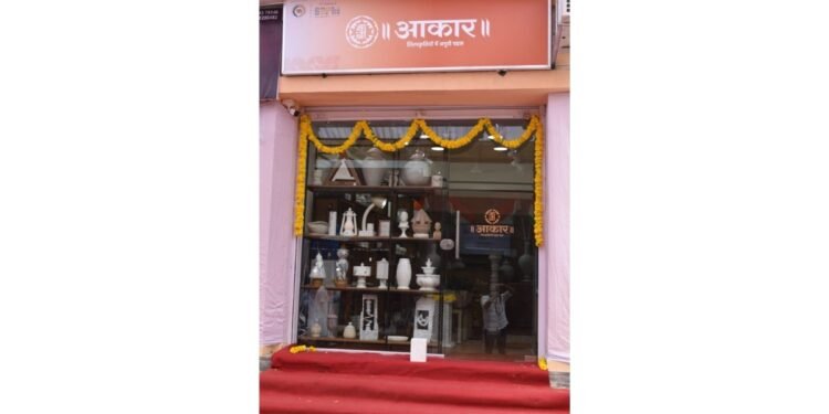 Gujarat Government Strengthens SAPTI to Promote Stone Craft Industry