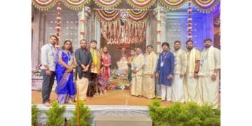 Mahalingeshwara Seva Trust Celebrates Maha Shivaratri, Blessing Devotees with Triveni Sangam Holy Water