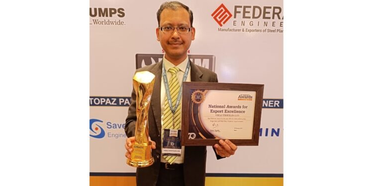Viraj Profiles Honored with the Prestigious EEPC National Award for Export Excellence 2021-22