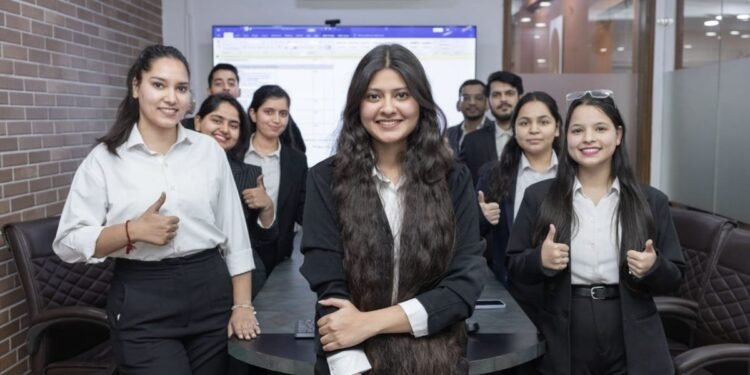 Cut Costs, Not Quality: Advancefinserv Expands Digital Bookkeeping for Accounting Firms