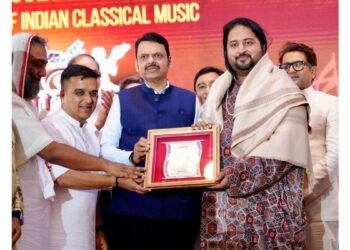 Inauguration of ‘Raagopnishad’ by CM of Maharashtra, Devendra Fadnavis, in a glorious musical evening