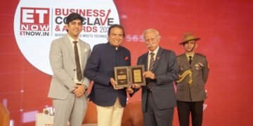 ET Now Business Conclave Honors Dr. Dinesh Shahra with Best Author Award in Sanatan Literacy
