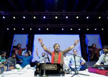 Parul University Hosts X Freshers Fest with Kirtidan Gadhavi, Sunidhi Chauhan and Badshah