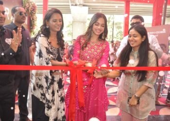 Raisin Inaugurates First-Ever Flagship Store in Surat with Actress Nitanshi Goel
