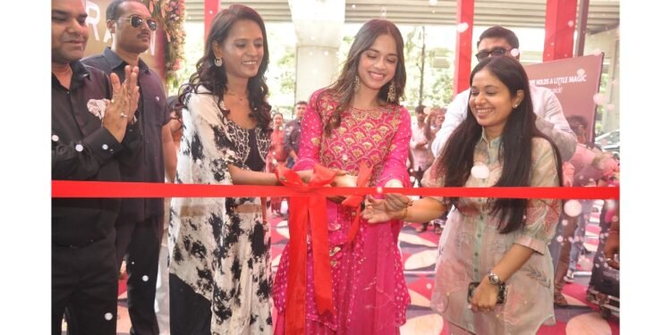 Raisin Inaugurates First-Ever Flagship Store in Surat with Actress Nitanshi Goel