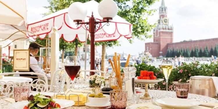 A Traveler’s Guide to Moscow: Essential Checklist for a Seamless Visit