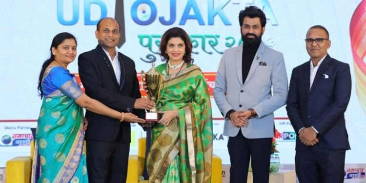 Pravin Vishnu Padghan: The Visionary Behind Rajgharana Kapad Kendra