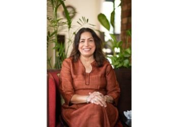 Timeless Elegance in Every Thread: Weaving stories of culture through sustainable fashion!