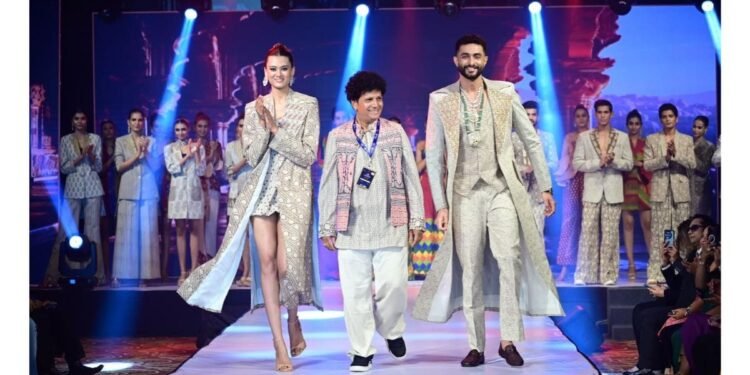 Bhopal’s Mumtaz Khan Showcases Eco-Chic at Rotary District 3141’s ONE Million Dollar Fundraising Fashion Show: A Celebration of Sustainable Style and Service in Mumbai