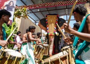 Trisha Krishnan Gifts Realistic Mechanical Elephant to Temples in Aruppukottai, Tamil Nadu, with People for Cattle in India
