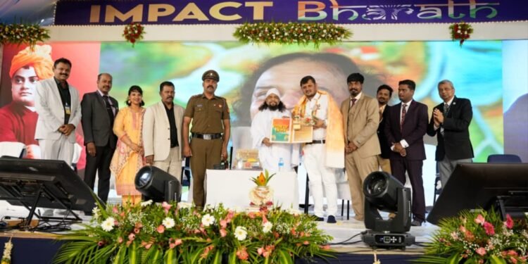 Mr. Suresh Sathyanarayanan Honoured with ICON OF INDIA Award at International Laureates Conclave 2025