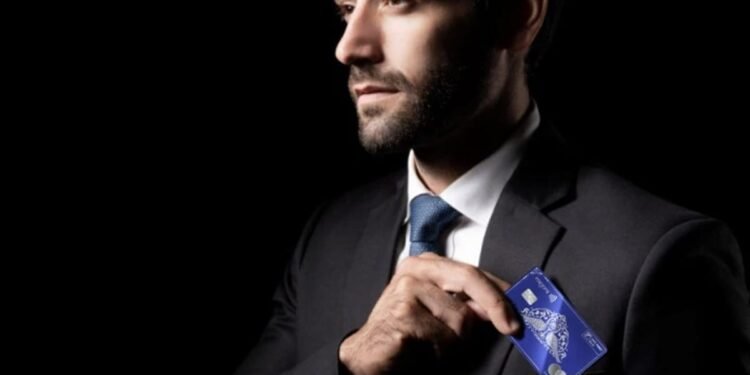 Luxury at Your Fingertips: Unveiling the World of Metal Credit Cards