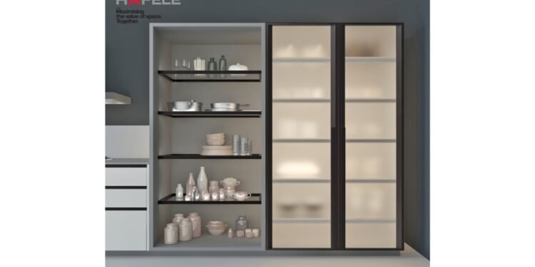 Rail Door Profiles by Hafele