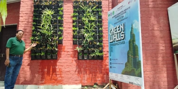 Smiling Tree Celebrates World Environment Day at Hansraj College and Maurice Nagar Police Station