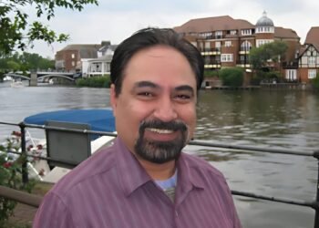 Indian Author and Human Rights Advocate Rajesh Talwar Honoured with the University of Nottingham Alumni Award