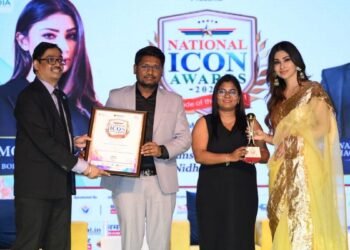 Empowering Dreams, Enabling Futures Mrs. Swati Kamble Durgam and Mr. Jagandas Durgam – Winners – National Icon Award 2025| Category: Best Financial Services Provider Company in Chandrapur  Director – Dreams Lead Fortune Nidhi Ltd., VOCCONNECT International Pvt. Ltd., Rising Dream Capital Pvt. Ltd.