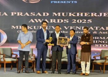 In the Age of Spotlight, Kuruva Venkataramana Murthy Asks What Happens in the Dark