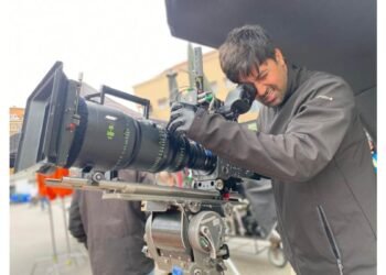 Tanveer Mir, the cinematographer of Aankhon Ki Gustaakhiyan, delves into how a color palette can elevate or derail the visual language of a film