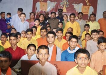 A Birthday Rooted in Service: Abhishek Kumar Tripathi Celebrates with Children and Cows in a Spirit of Devotion