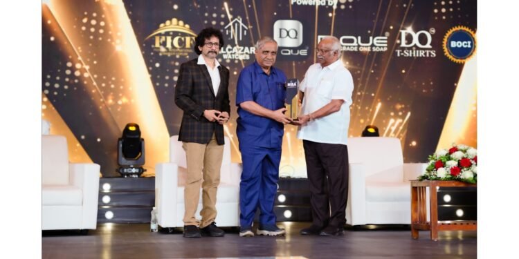 Manappuram Presents Unique Times MBA Award to Vijay Sankeshwar in Historic 19th Edition