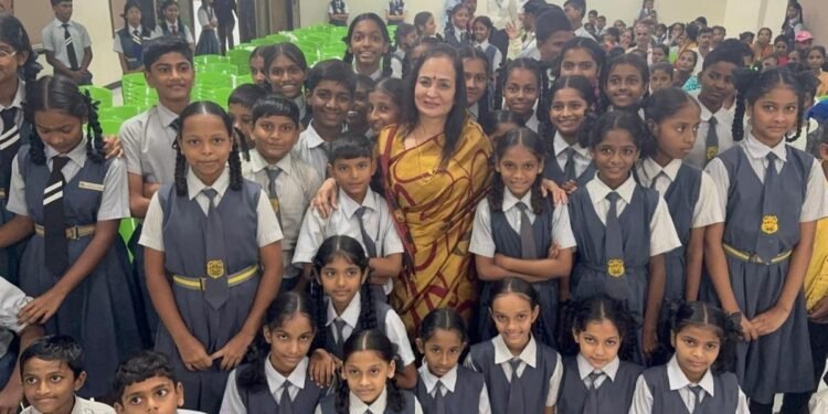 Mukkti Foundation and Smita Thackeray Launch Free Kala & Natya Workshop for Underprivileged Children