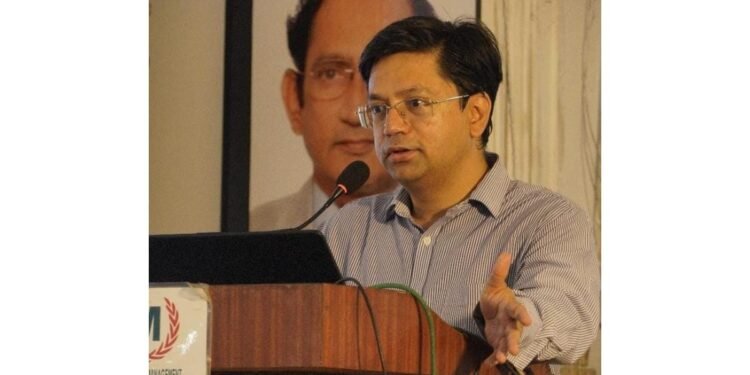 Robots Welcome IEM’s Class of 2025: A Futuristic Start to a Promising Journey