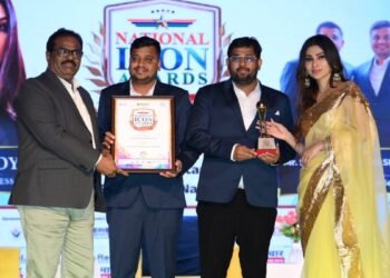 United in Service, Driven by Patriotism: United We Stand Foundation National Icon Award Winner 2025 | Best NGO for National Service & Patriotism Mr. Sagar Matale (President) & Mr. Shivam Patil (General Secretary) | Nashik