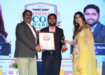 Weaving Trust and Tradition: Mr. Raviraj Munde National Icon Award Winner 2025 | Most Trusted Clothing Brand Owner, SONA CLOTH | Chh. Sambhajinagar