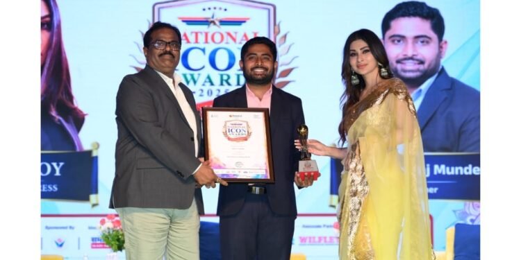 Weaving Trust and Tradition: Mr. Raviraj Munde National Icon Award Winner 2025 | Most Trusted Clothing Brand Owner, SONA CLOTH | Chh. Sambhajinagar