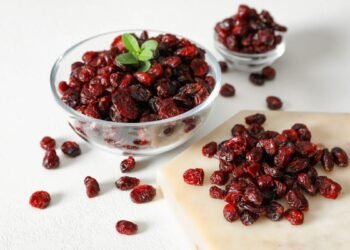 Cranberries: A Nutritional Powerhouse for Gut and Overall Health