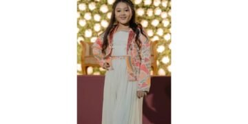 11-Year-Old Aanshi Shah Inspires with 30-Day Fast and Academic Brilliance
