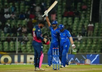 Kochi Blue Tigers ease past Trivandrum Royals with eight-wicket win