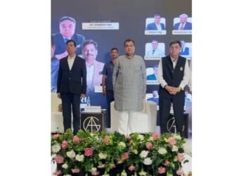 Shri Nitin Gadkari Flags Off National Organ Donation Drive at GICA 2025, Honours 21 Global Indian Achievers