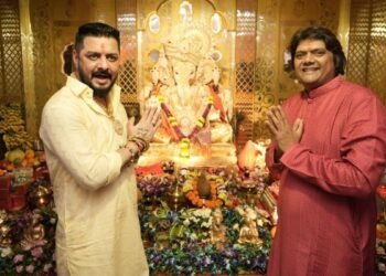 Mumbai’s Most Epic Ganpati Celebration: Mumbai Cha Sheth’s Open Double Decker Tour