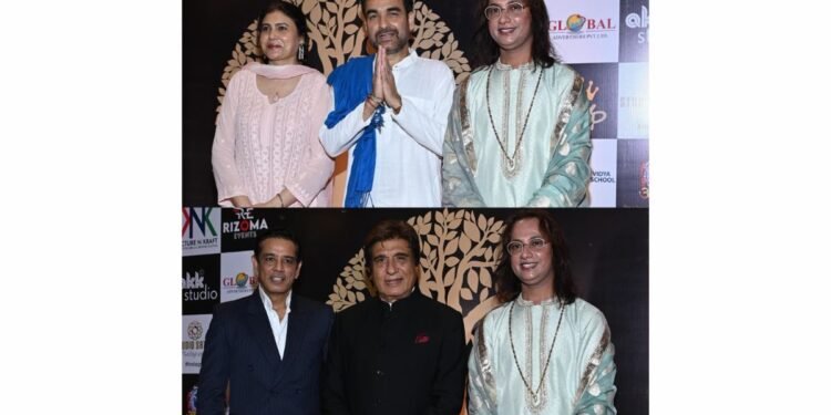 AKK Mahotsav Honoured Torchbearers of Integrity with the Prestigious Character-Tree Award Spearheaded by Swami OMA The Akk