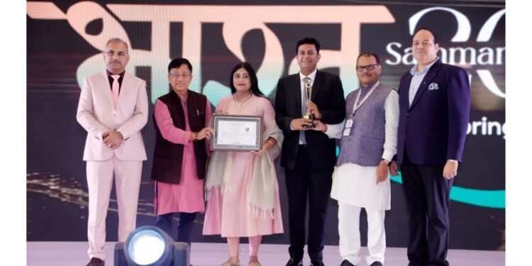 Sameen Hasan Honoured with “Bharat Samman 2025” for Exemplary Social Service