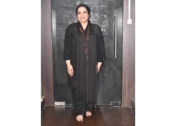 An Evening of Divine Union: Shiv Sang with Joy Guruma by Karishma Shetty, a renowned psychic healer and Raaj Suri