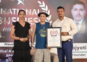 Biswajyoti Das Recognized as Top Trader In Medical Equipment and Surgical Products at National Business Awards 2025