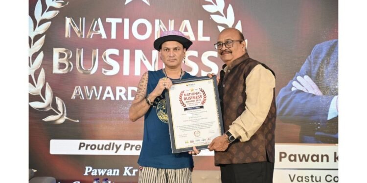 Pawan Kr Keshan Honored with Lifetime Achievement Award In Vastu Consultancy